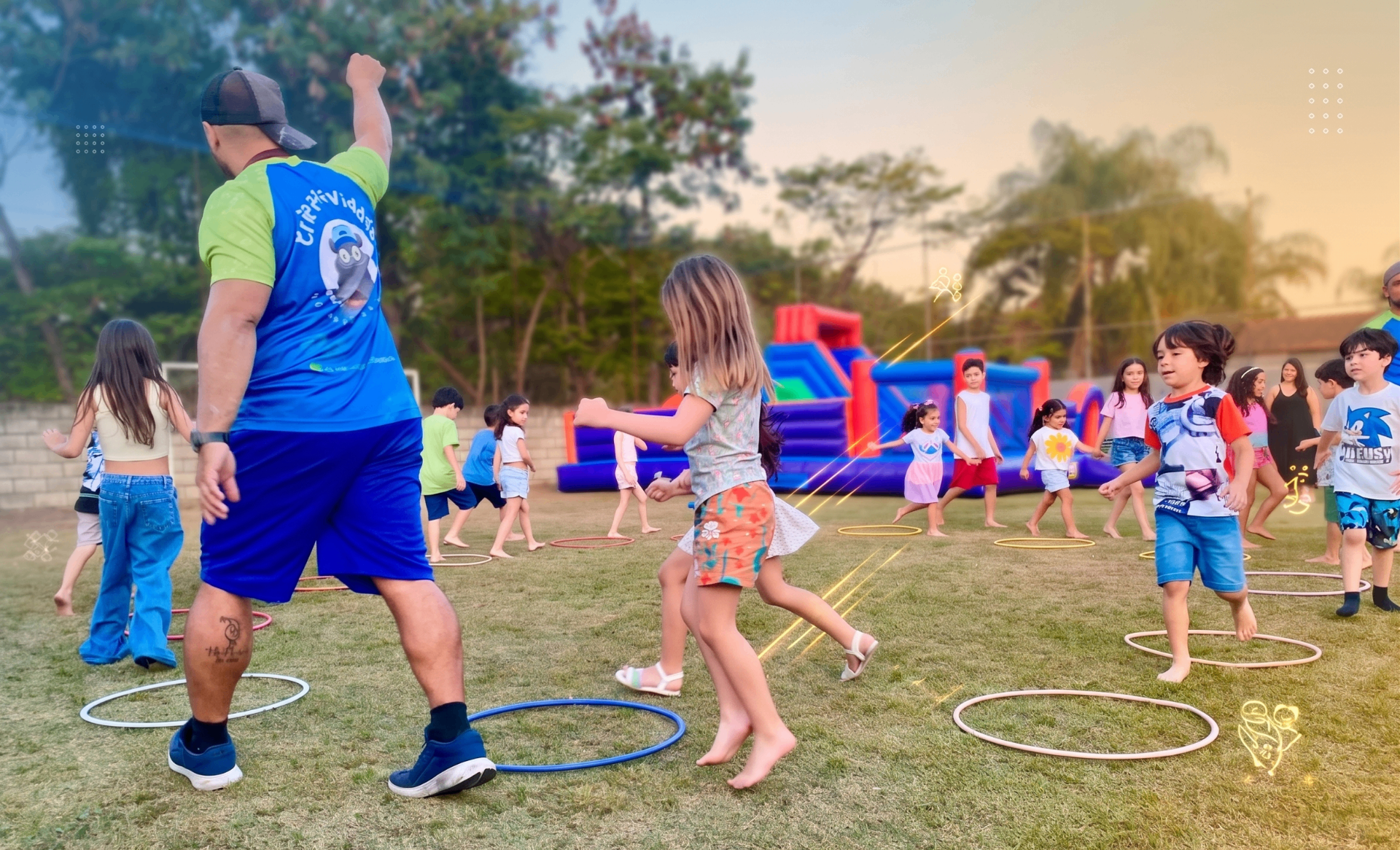 Crianças em evento de recreação da Cria Atividade